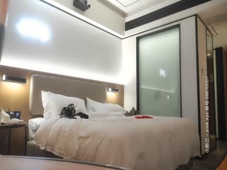 河北传媒学院极品校花 杨依灵 三点粉嫩性感学妹 宿舍肆意玩弄小穴 骚逼的淫液都拉丝喽！