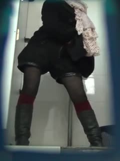 368 30:33HD护士装小姨子 黑丝腿交调情姐夫 被从沙发操到床上 全程高潮迭起！