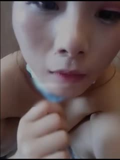 大叔调教年轻嫩妹，肤白水嫩温柔配合任你玩弄！