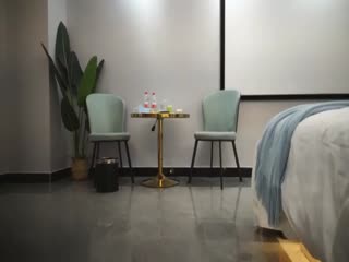 高颜值清纯嫩妹 见网友约会被下药迷奸 脱光任意抽插无套内射