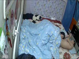 【好片分享】鸡教练圣诞特殊玩法双马尾小奈想要哥哥一边操一边打 [37:38]