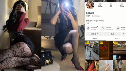 穿着女僕装到家主人家打扫洁妮