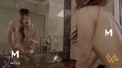 [MP4 978M] 极品超美御姐母狗沈思缪Tinaislove12月12日又一次现场万人直播被操