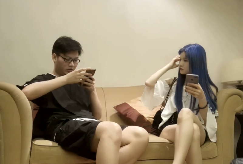 OFES011 庵姫花 派遣按摩师私处狂摸，快感爆棚，我爽到给他戴绿帽！