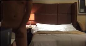 黑丝白领的肛门奉献肥臀人妻