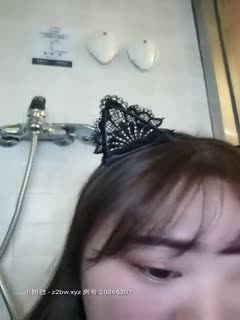 SU005 凌晨私闯闺房 巨乳人妻全裸熟睡 被爆操到喷水内射