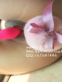 FC2 4792521 首次购买享8折优惠，截止至13号 [露脸] [内射] 这位已婚的幼儿园老师在光天化日之下展现了她淫荡的一面，她翻着白眼，疯狂地玩弄着另一个男人的阴