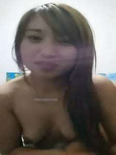 FC2 4746182 [奢华回合2] 苗条黑发美女提前爆发，被大量中出。她是个很受欢迎的女孩，平时很低调，但用稚嫩的表情掩饰自己的害羞。她敏感的身体被男朋友从未体验过的成熟鸡巴调教，结果一共射精了4次！4