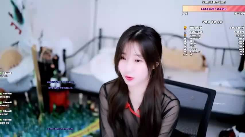 虎牙网红娜娜美蝴蝶逼露脸泄密 1对1狂操内射高清流出