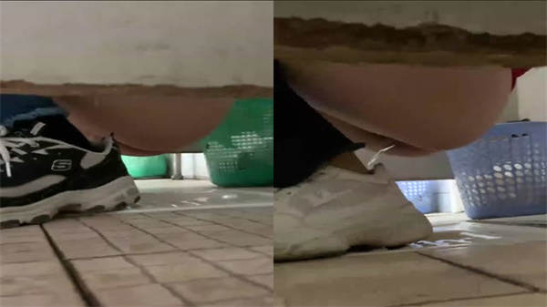 FLVA043 暴露的屁眼 舔并诱惑我。撕开大屁股皮塔面包，给肛门舔阴，让屁股洞抽搐！她让我闻、舔她肛门的臭味，肛门上有一个洞，而且衣服齐全。