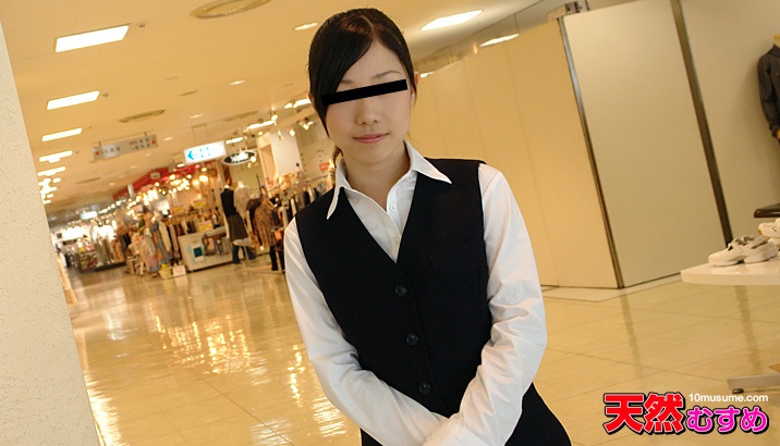 在家不穿奶罩勾引小叔子