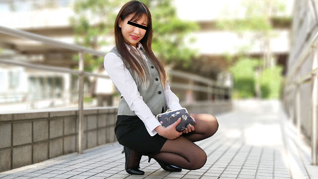 [亞洲無碼] 【77】 极限重口女神【南京小姐姐S】最新变态定制，黄金圣水喂食调教贱奴干到呕吐，对话牛逼