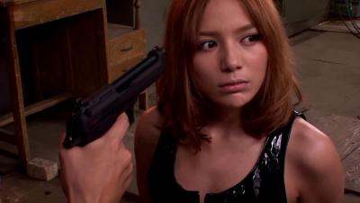 ADN694 我和前女友很投缘，但她过著名人般的生活，所以我勒索她，拍摄她和我做爱的视频，并让她来到我破旧的公寓做我的妻子，然后强迫她怀上我的孩子，直到她怀孕。白峰美羽