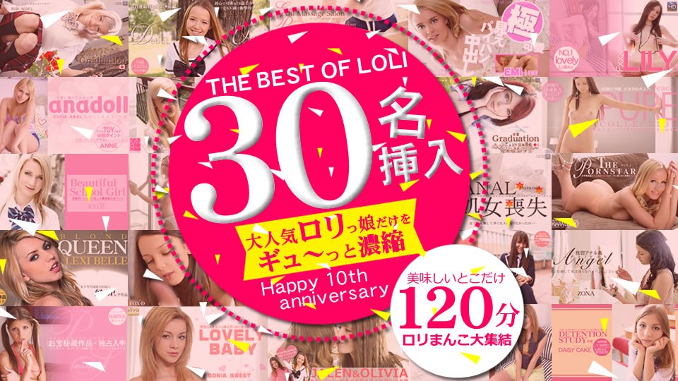 自拍女友熟练的舔鸡巴，尽情的舔蛋蛋，快把自己脸都埋进去了