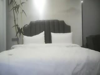 只有我知道的女老師不為人知的一面。 PtoM瓶中滴下的令人興奮的粗俗體液 Riho Shishido 宍戶里帆