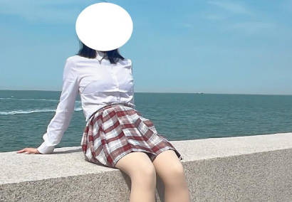 海角社区.我和亲妹妹愉快的度过假期